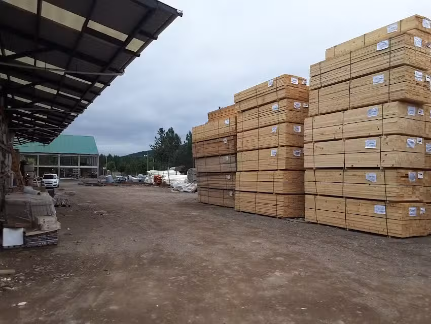 Aserradero Y Corral&oacute;n Huechulafquen &ndash; CD Chapelco Chico