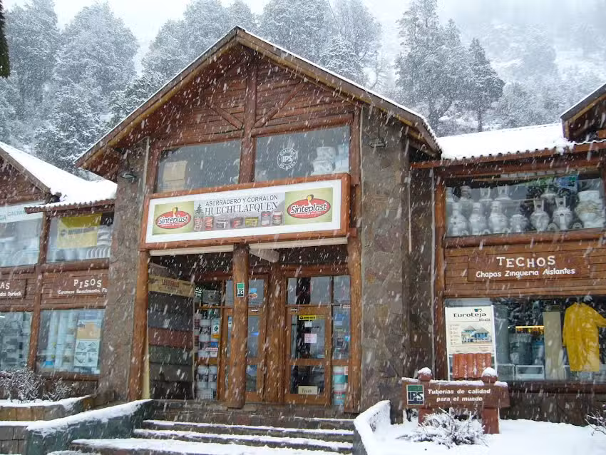 Aserradero y Corral&oacute;n Huechulafquen