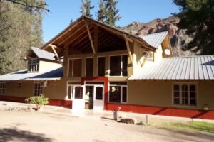 Ayum Elun Aldea de r&iacute;o