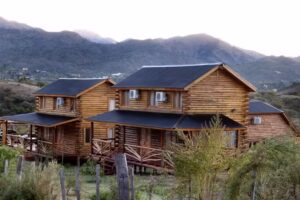 Belaver Constructora / Cabañas en madera & Casas