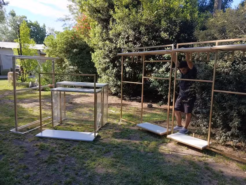 C&L muebles en hierro y madera estilo industrial