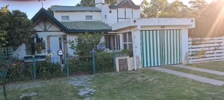 Caba&ntilde;a La Escondida