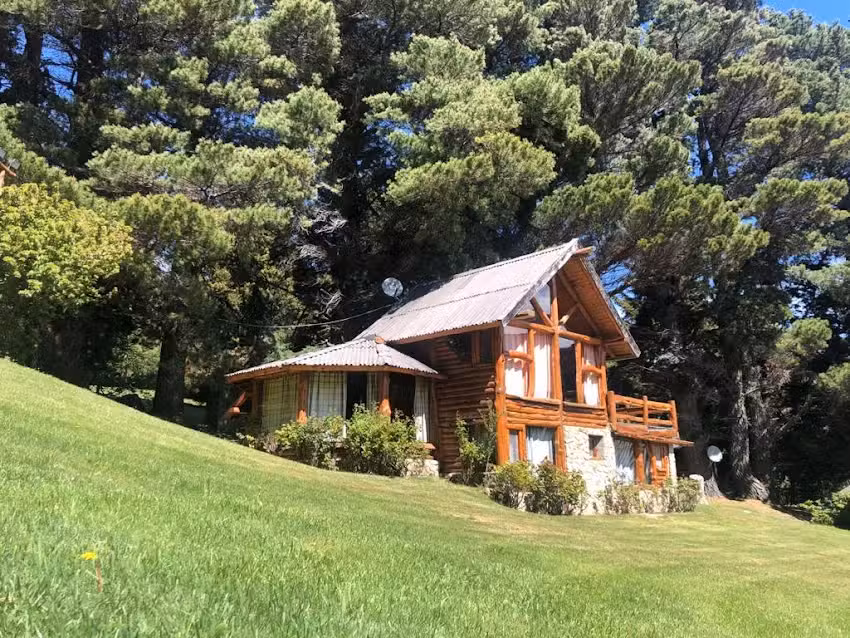 Caba&ntilde;as del Monta&ntilde;&eacute;s | Caba&ntilde;as en San Rafael