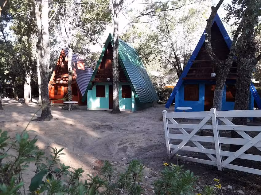 Caba&ntilde;as El Parque (Camino La Costa)