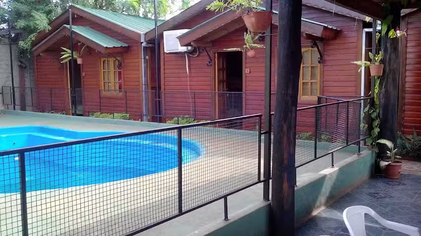 Caba&ntilde;as Los Primos