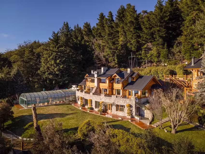 Caba&ntilde;as Puerto Pireo