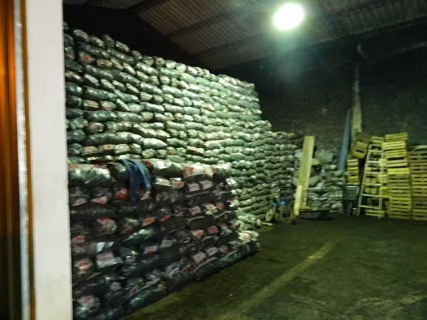 Carboner&iacute;a Le&ntilde;era San Cayetano