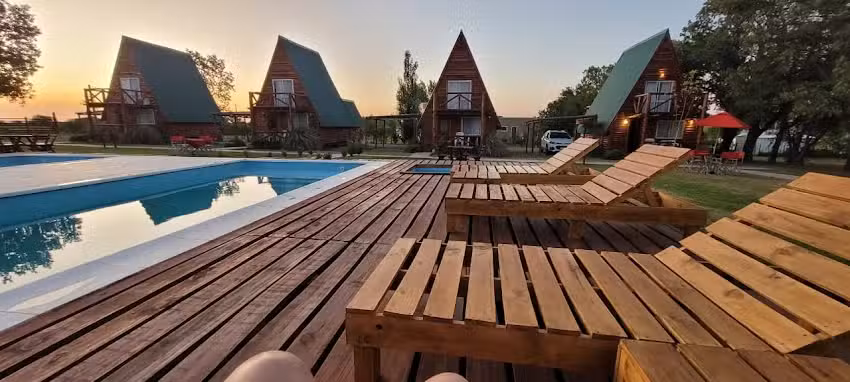 Complejo caba&ntilde;as del Cant&oacute;n Valais