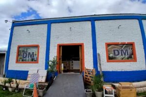 D.M Distributor Madera