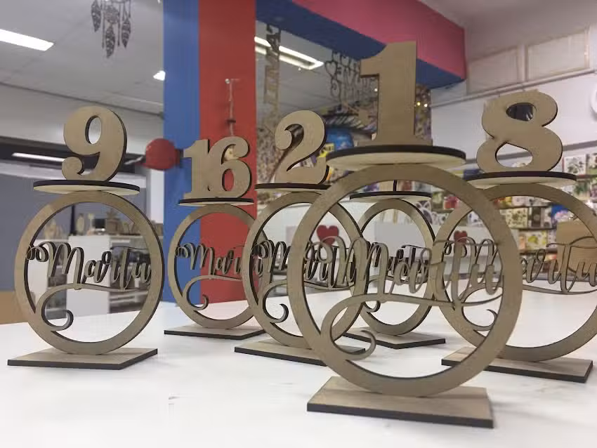 Fibrolaser Mercedes &ndash; Corte y grabado laser