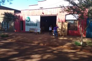 HM Maderas y Herrajes