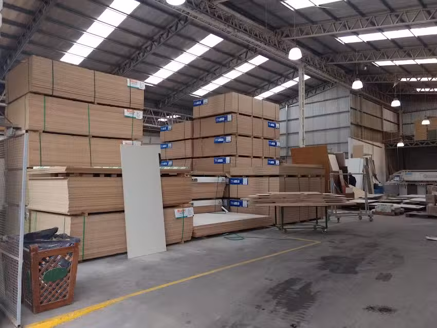 Lar Placas y Maderas