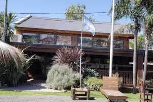 Los Almendros Quinchos