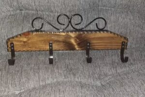 M y D- Artesanos de madera