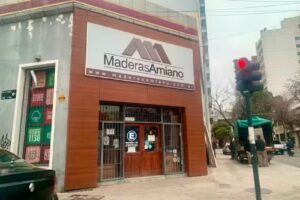 Maderas Amiano/Ov. Lagos