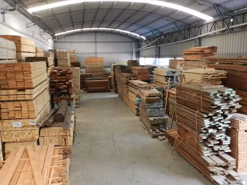 Maderera Grau y Weiss