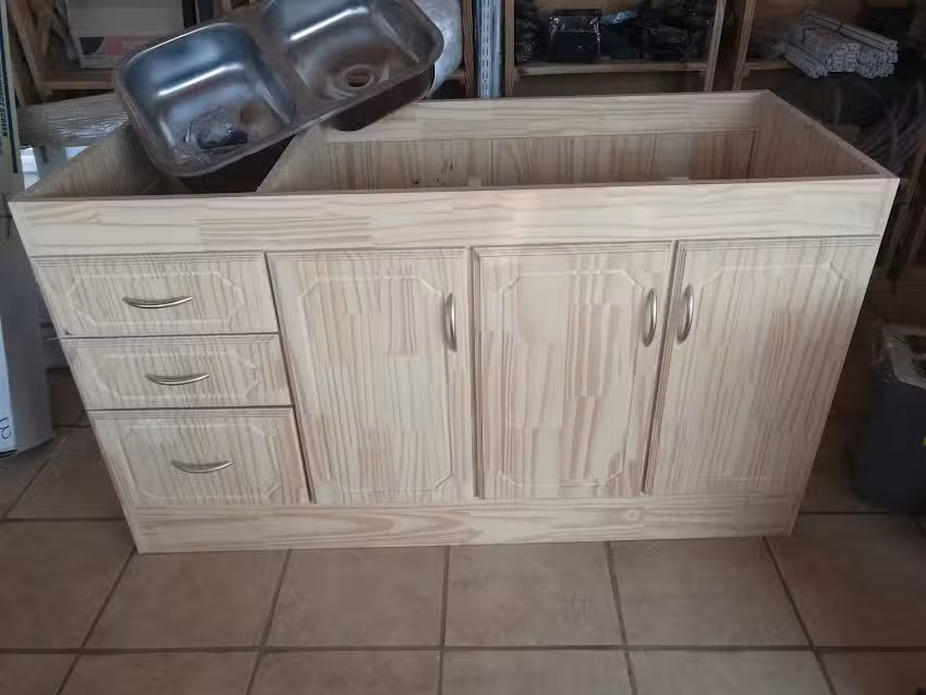 MATERIALES 2000 y PIERMATTEI S.A. MADERAS