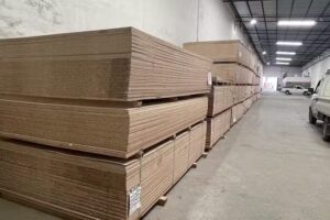 MED Maderas Y Herrajes