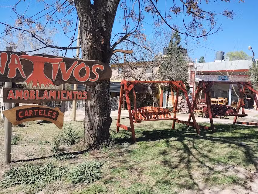 Nativos Muebles de madera