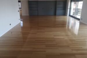 Pulido y Plastificado Perfecto. Reparación de pisos de madera. Venta de pisos