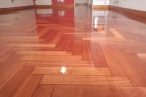 Todo en Pisos de Madera Oficial